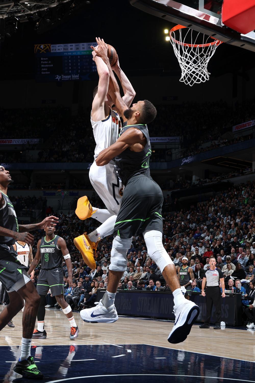 当时布克与 当时布克与