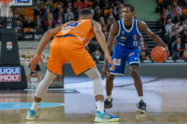 国安的2外 国安的2外