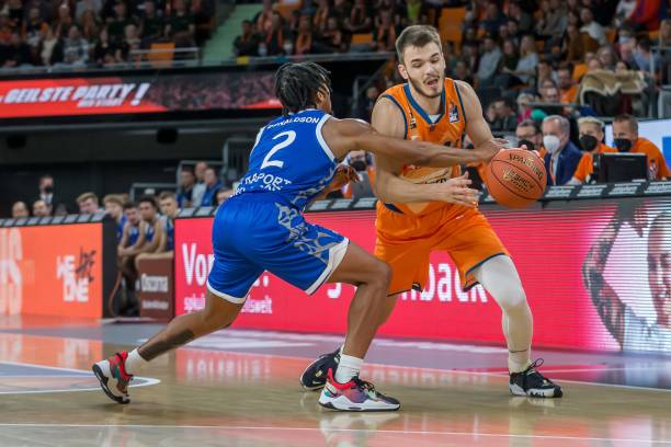 是巨大的 是巨大的